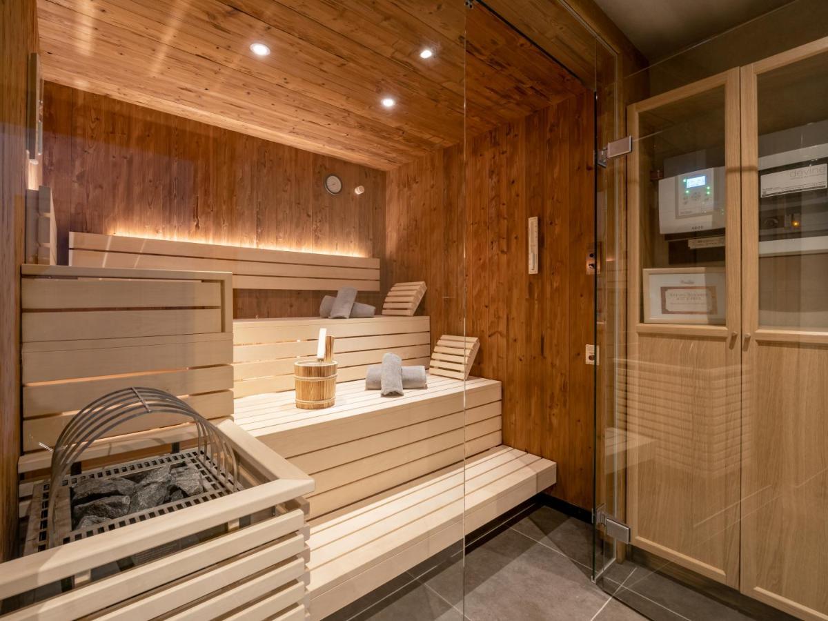 Hotel Haus Tirol 2*