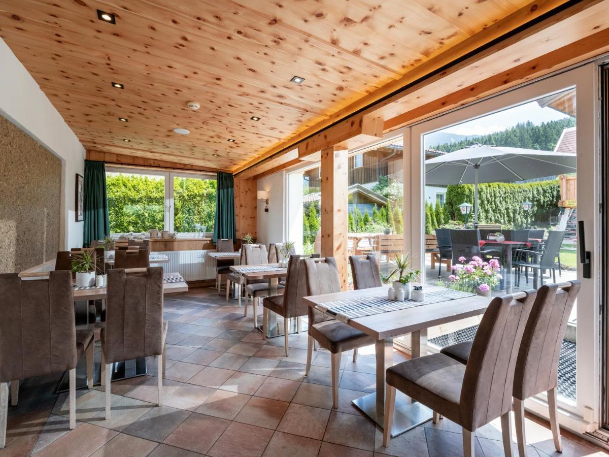 Haus Tirol Hotel 2*